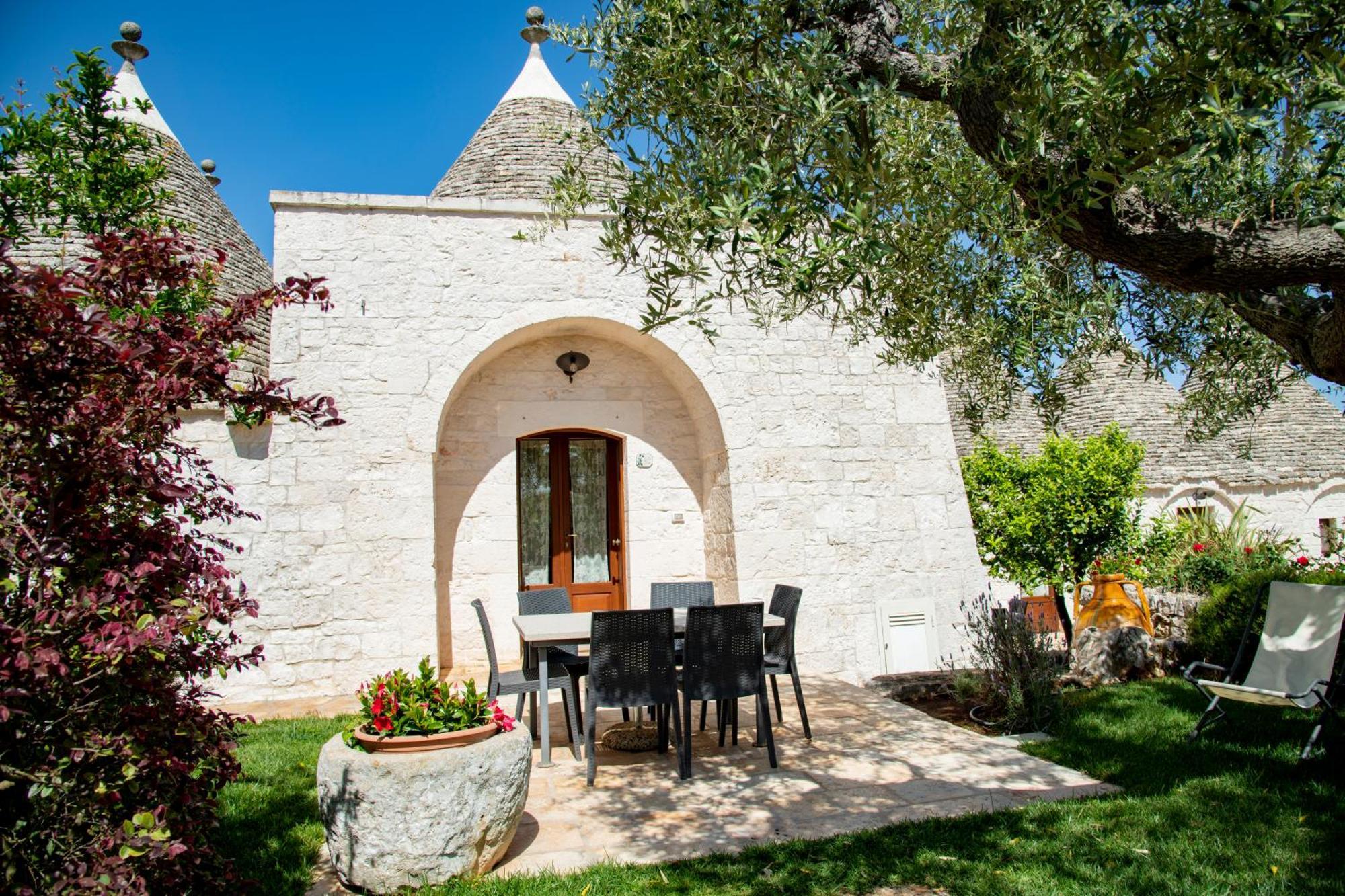 הוילה לוקורוטונדו Trulli Arco Antico מראה חיצוני תמונה