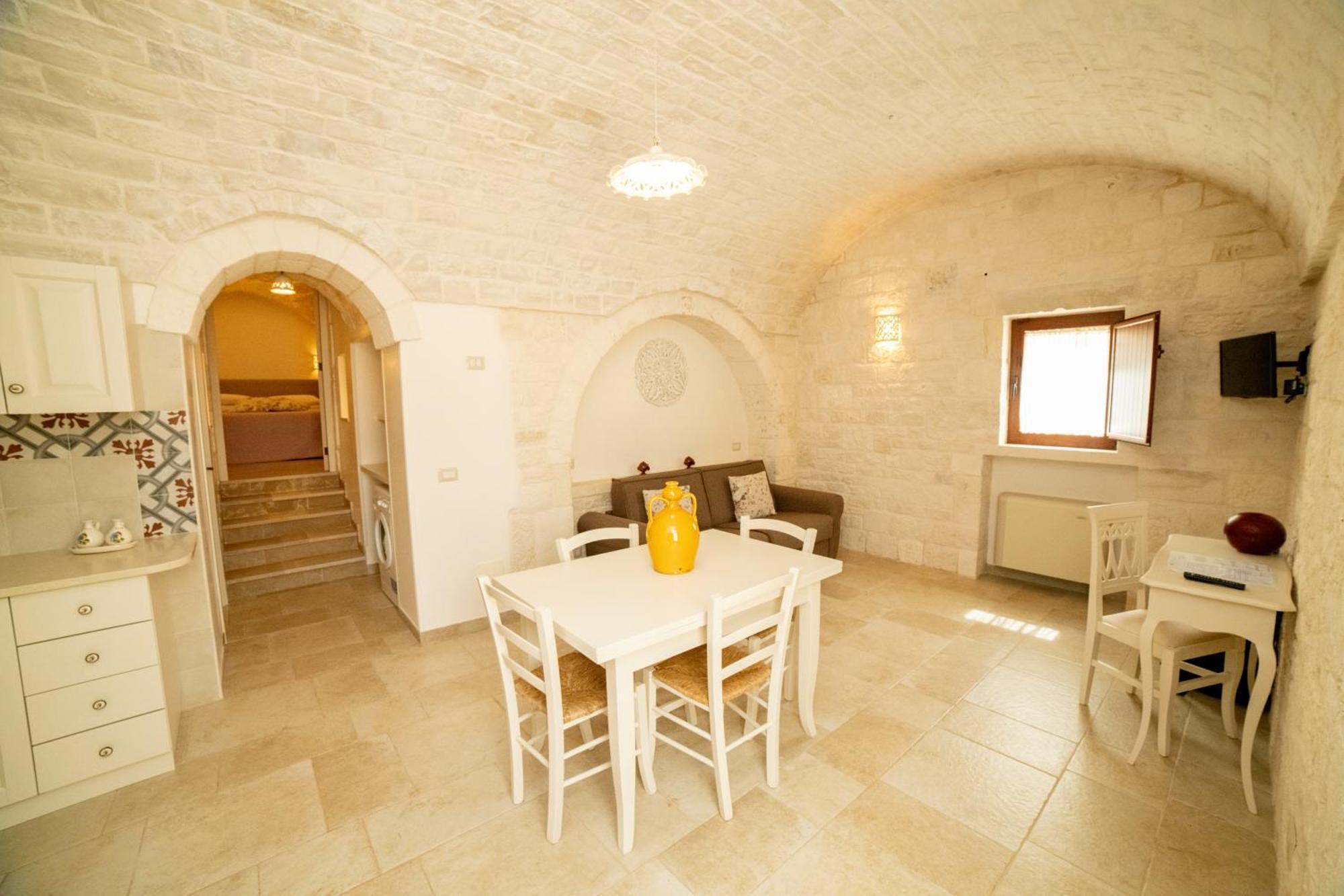 הוילה לוקורוטונדו Trulli Arco Antico מראה חיצוני תמונה