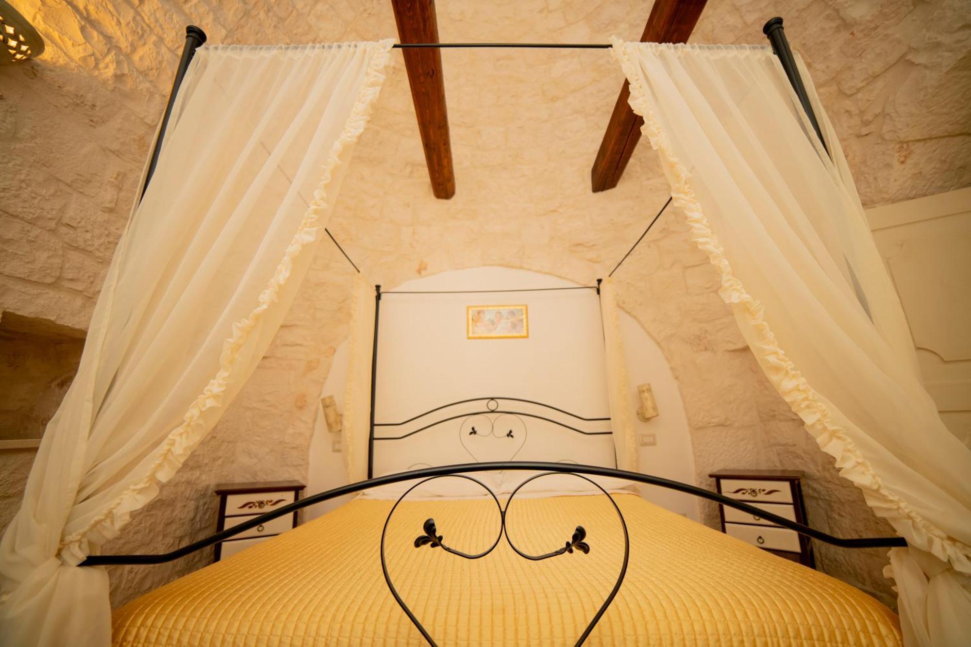 הוילה לוקורוטונדו Trulli Arco Antico מראה חיצוני תמונה